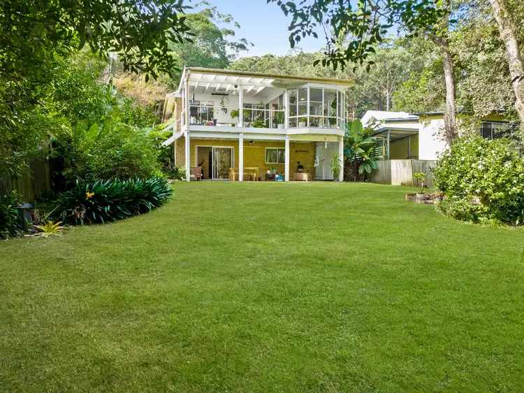 70 Lake Shore Drive, North Avoca NSW 2260