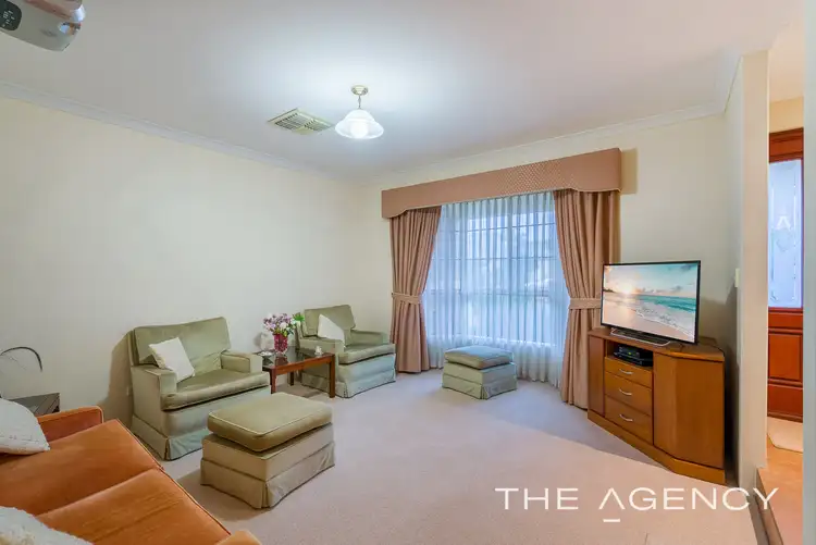 Second view of Homely house listing, 7 Bosci Court, Atwell WA 6164