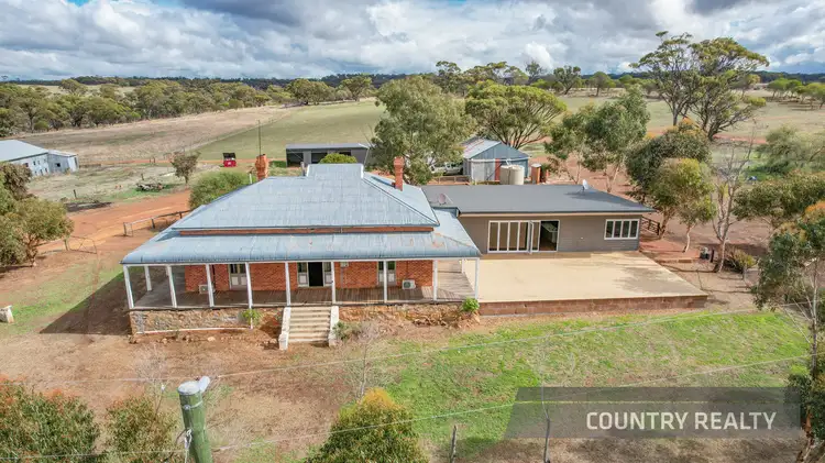 127 Mount Road, Toodyay WA 6566