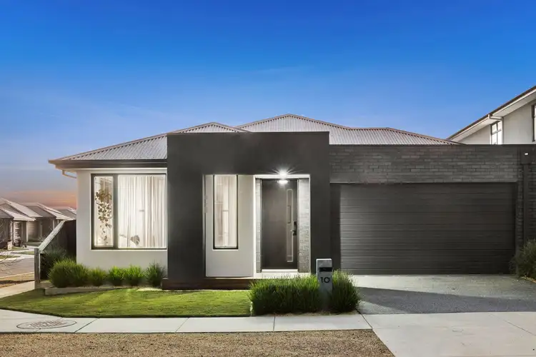 10 Holbrook Drive, Armstrong Creek VIC 3217