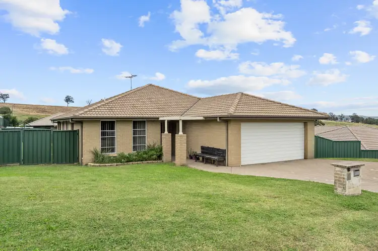 11 Wattle Street, Muswellbrook NSW 2333