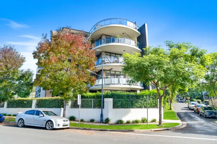 3/12 Parkside Crescent, Campbelltown NSW 2560