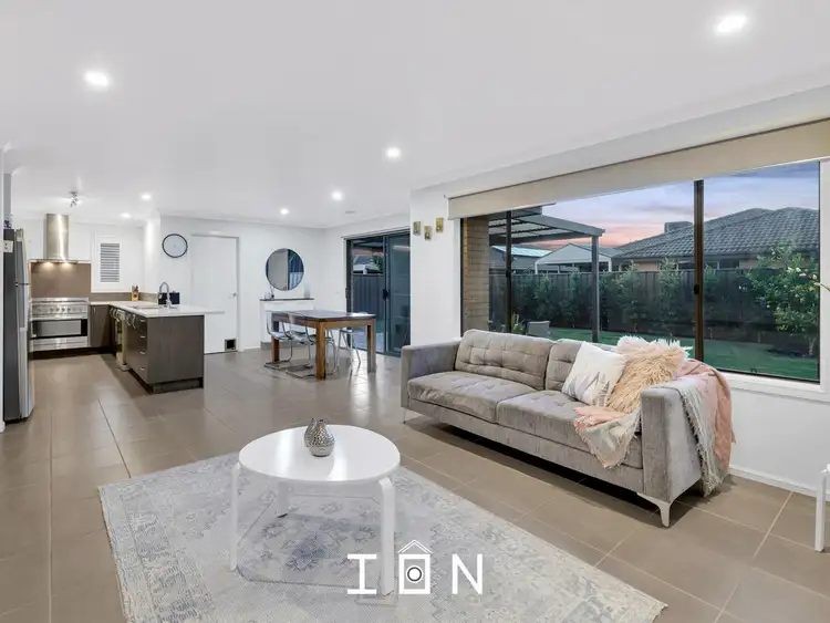 Fifth view of Homely house listing, 18 Hermes Avenue, Cranbourne West VIC 3977