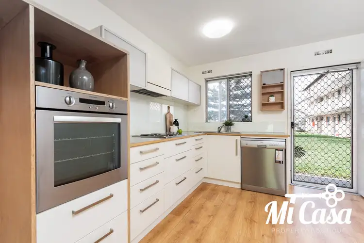17/4 Southend Road, Hamilton Hill WA 6163