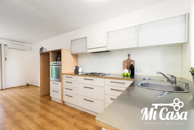 Third view of Homely apartment listing, 17/4 Southend Road, Hamilton Hill WA 6163