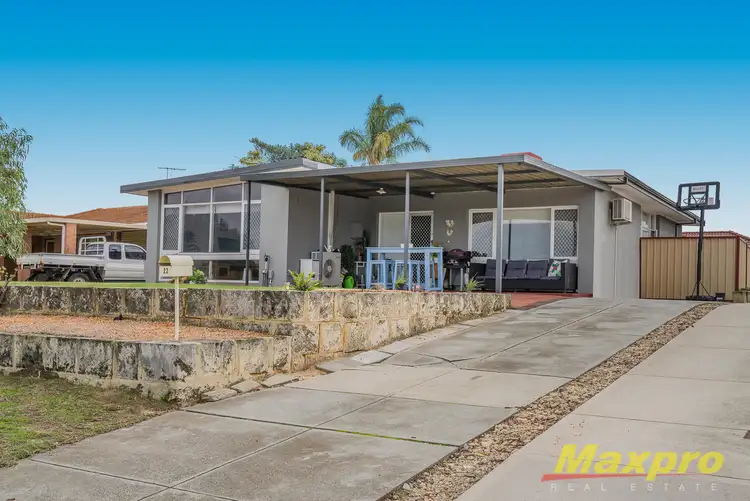 22 Clovelly Crescent, Lynwood WA 6147
