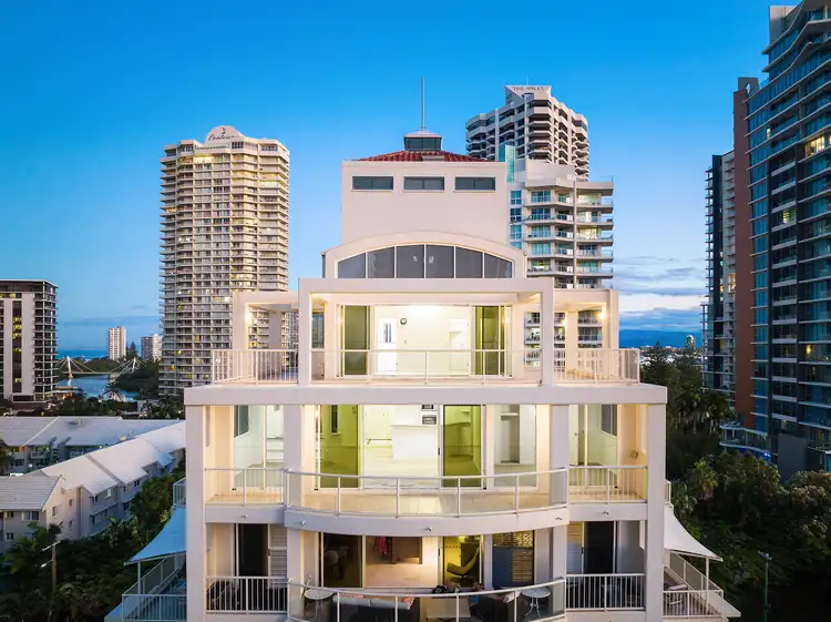 Main view of Homely apartment listing, 18/5-7 Cronin Avenue, Main Beach QLD 4217