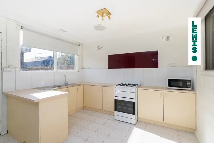 2/21 Lock Street, Fawkner VIC 3060