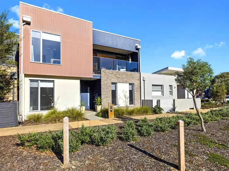 23 Deck Terrace, Safety Beach VIC 3936