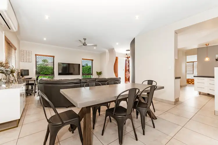 Seventh view of Homely house listing, 8 Lois Court, New Auckland QLD 4680