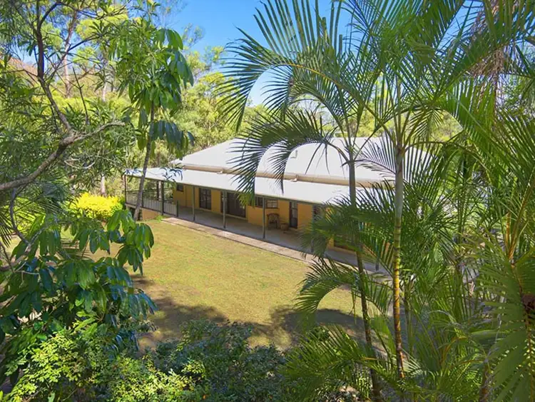18 Salisbury Court, Clear Mountain QLD 4500