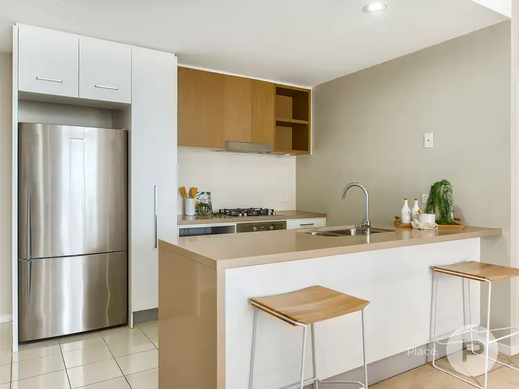 4099/37C Harbour Road, Hamilton QLD 4007
