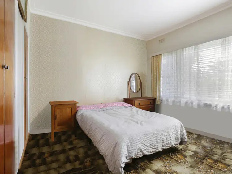 Fifth view of Homely house listing, 3 Gordon Court, Warrnambool VIC 3280