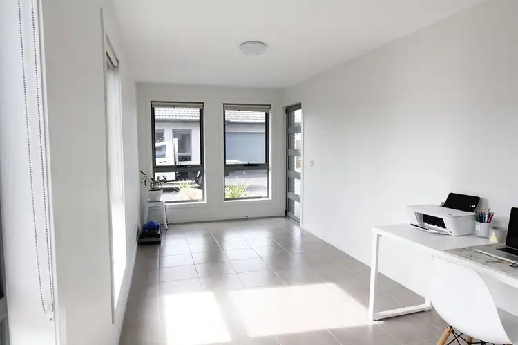 Fifth view of Homely unit listing, 5/16 - 18 Gatenby Drive, Miandetta TAS 7310