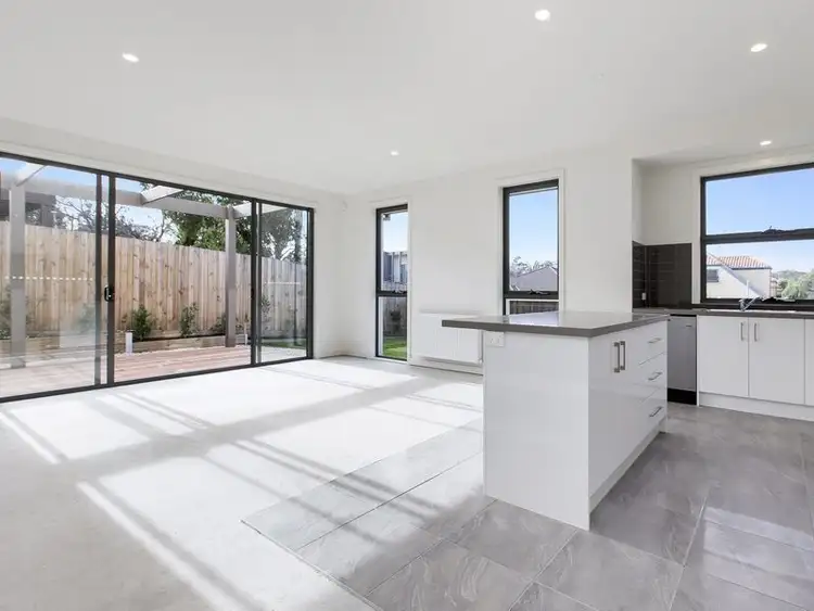 Fifth view of Homely townhouse listing, 1/98 Tanti Avenue, Mornington VIC 3931