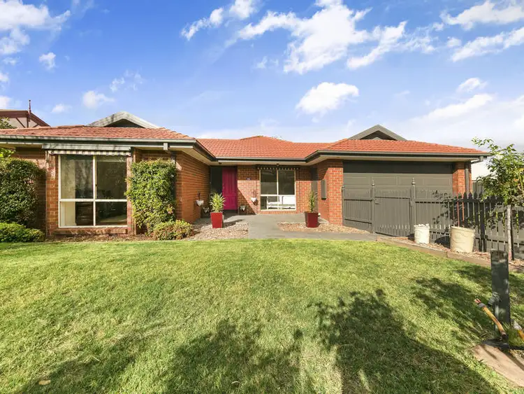 6 Baystone Court, Mount Martha VIC 3934