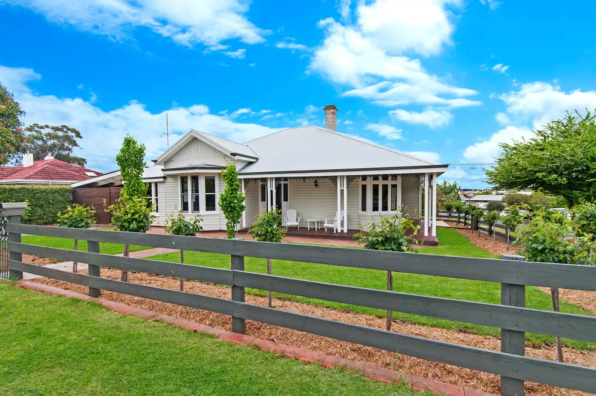 Main view of Homely house listing, 42 Collins Street, Hamilton VIC 3300