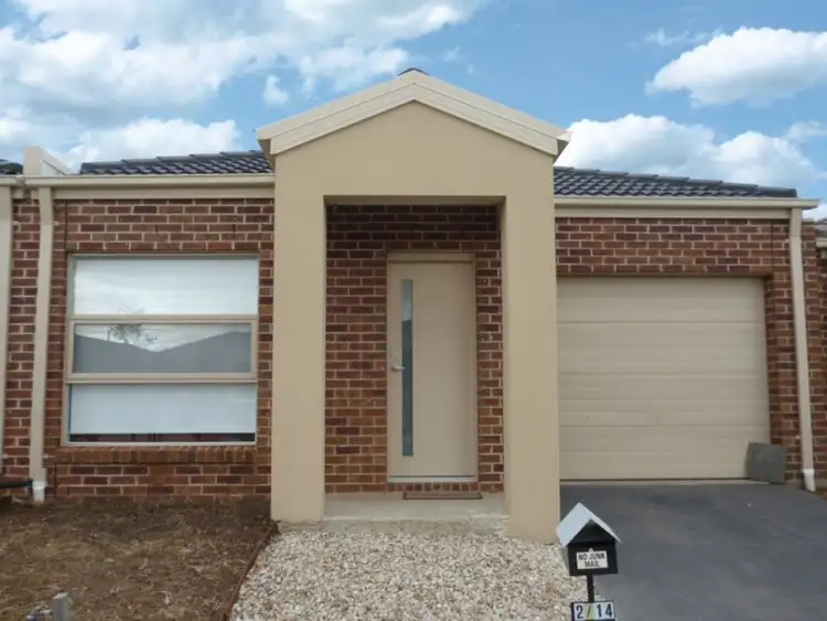2/14 Starflower Avenue, Truganina VIC 3029