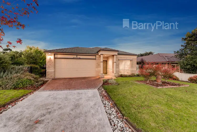 26 St Leonard Way, Pakenham VIC 3810