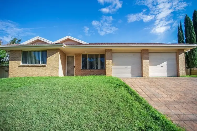 10 Squadron Crescent, Rutherford NSW 2320