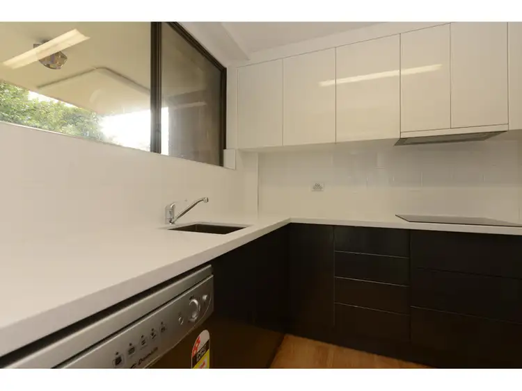 Fifth view of Homely unit listing, 6/12 Star Street, Sandy Bay TAS 7005