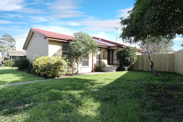 27 Cawood Drive, Sunshine West VIC 3020