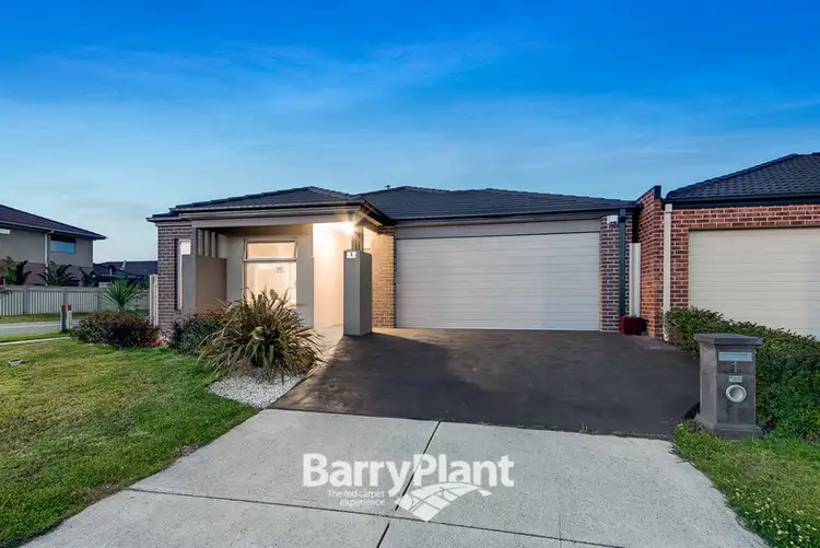 1 Creekview Avenue, Pakenham VIC 3810