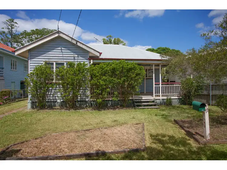 11 Osterley Road, Yeronga QLD 4104