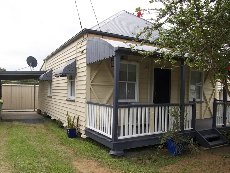 2 Ross Street, Ebbw Vale QLD 4304