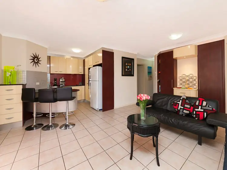Third view of Homely apartment listing, 2/194 Carmody Road, St Lucia QLD 4067