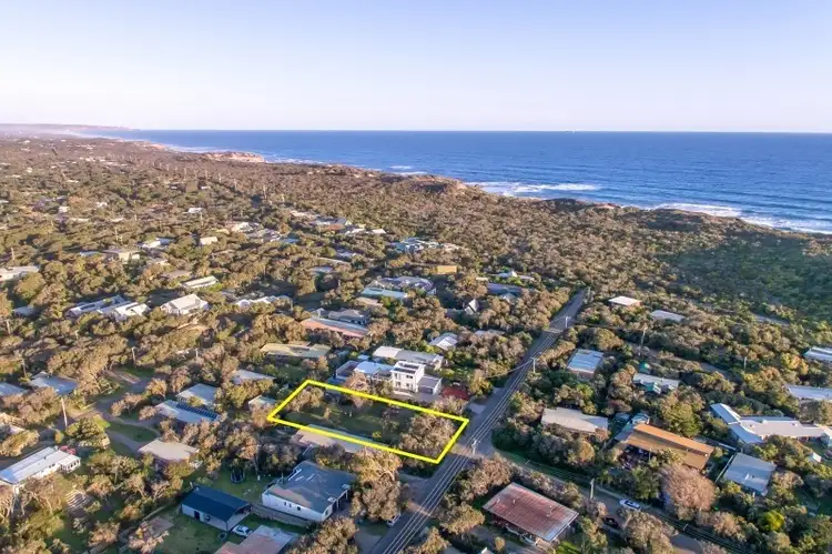 27 Mungala Crescent, Blairgowrie VIC 3942