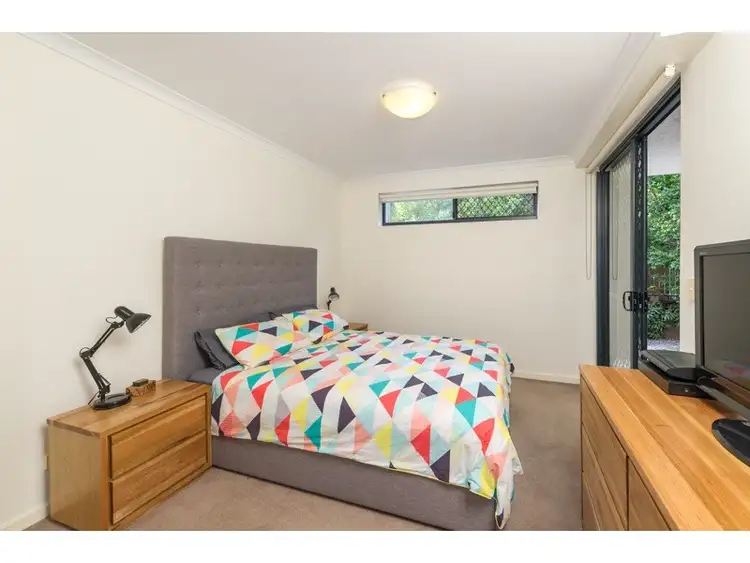 Seventh view of Homely apartment listing, 6/38 Brougham Street, Fairfield QLD 4103