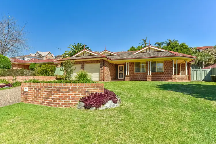 10 Claremont Circuit, Glen Alpine NSW 2560