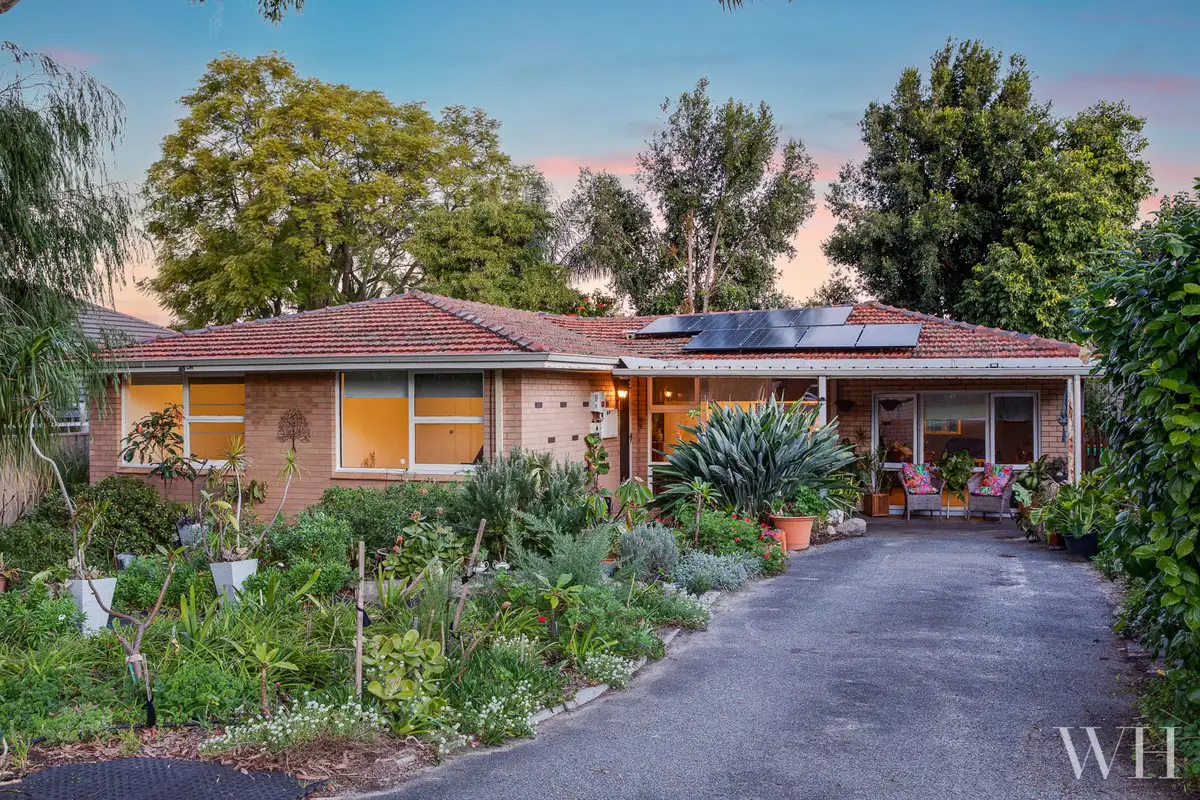 Main view of Homely house listing, 5 Fionn Court, Ardross WA 6153