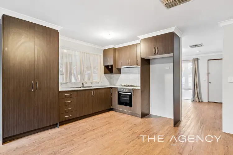 Second view of Homely house listing, 6 Creen Court, Leda WA 6170