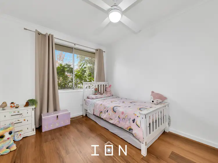 Sixth view of Homely house listing, 8 Valepark Crescent, Cranbourne VIC 3977