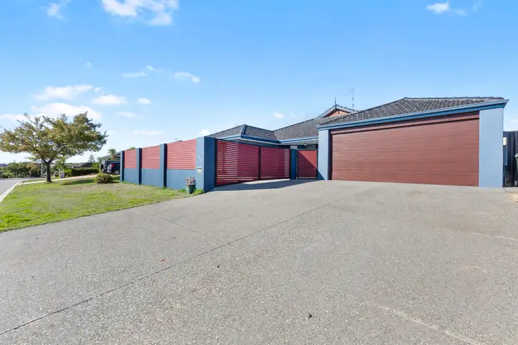 199 Peelwood Parade, Halls Head WA 6210