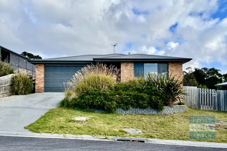 8 Bayvista Rise
