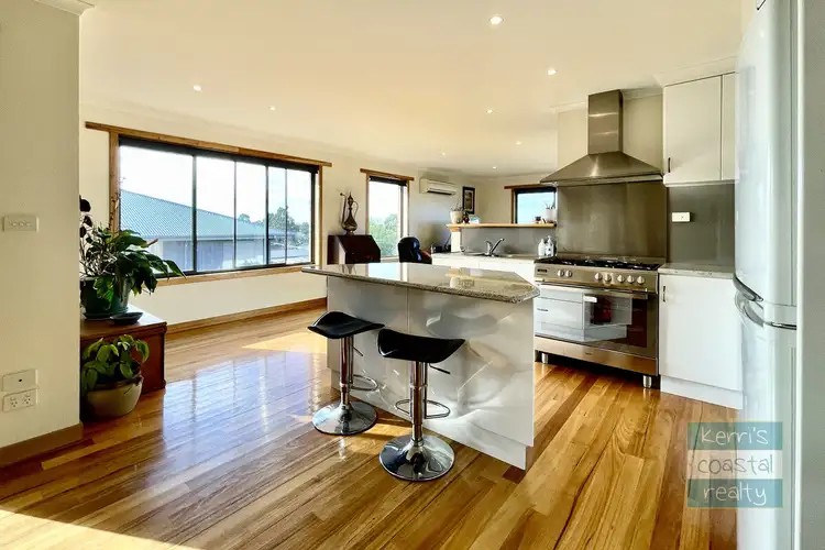 Second view of Homely house listing, 8 Bayvista Rise, St Helens TAS 7216