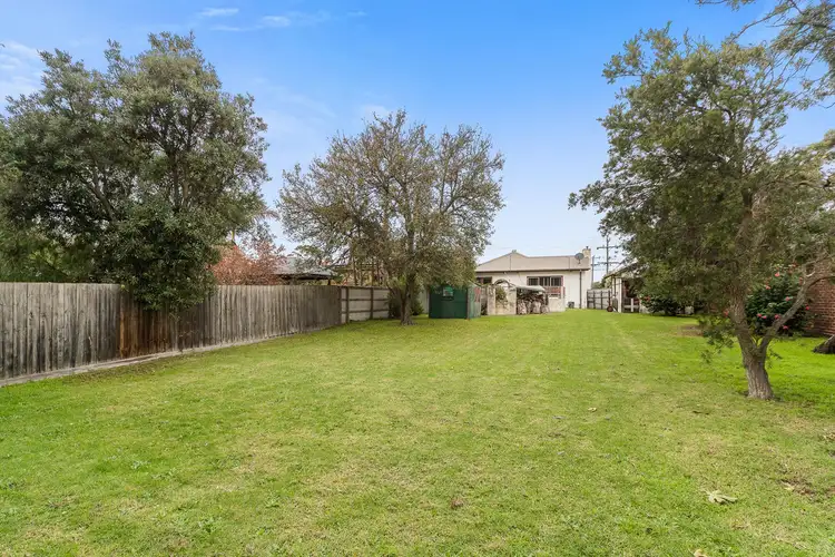 194 Seaford Road, Seaford VIC 3198