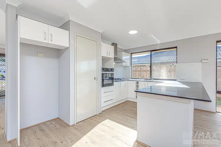 Seventh view of Homely house listing, 11 Sandow Green, Clarkson WA 6030