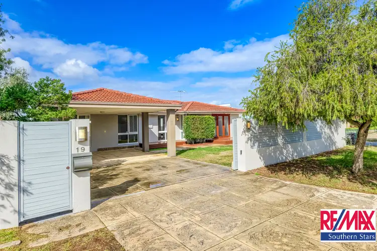 19 Corona Crescent, Cannington WA 6107