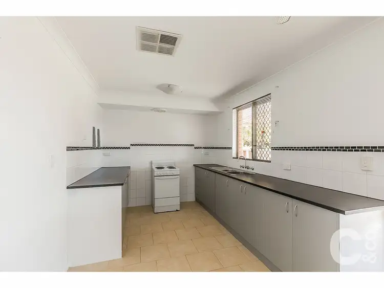 Seventh view of Homely house listing, 2/26 Mandfield Way, Parmelia WA 6167