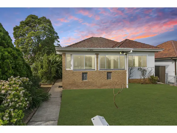 10 Roseberry Street, Merrylands NSW 2160