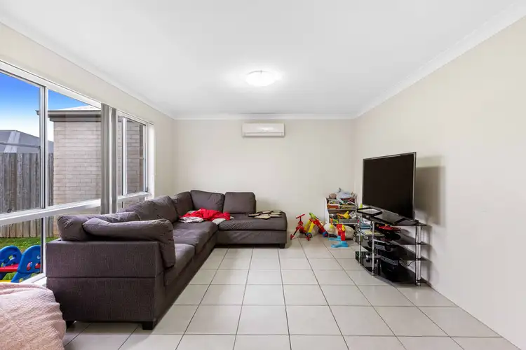 Third view of Homely unit listing, 2/10 Wapiti Street, Kearneys Spring QLD 4350