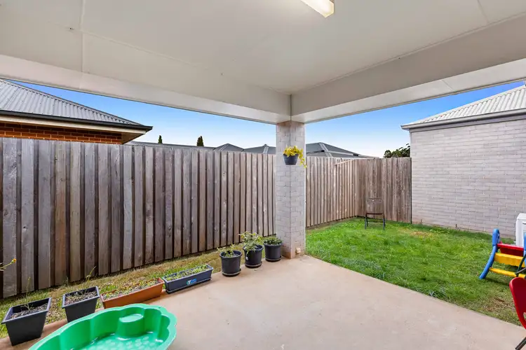 Fifth view of Homely unit listing, 2/10 Wapiti Street, Kearneys Spring QLD 4350