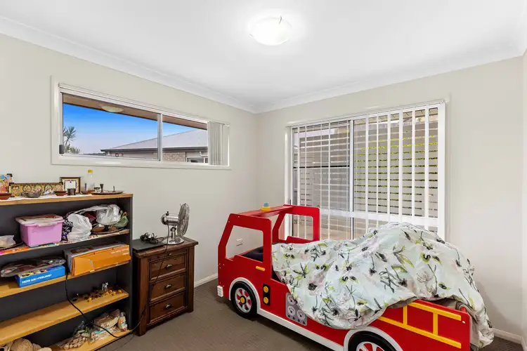 Sixth view of Homely unit listing, 2/10 Wapiti Street, Kearneys Spring QLD 4350