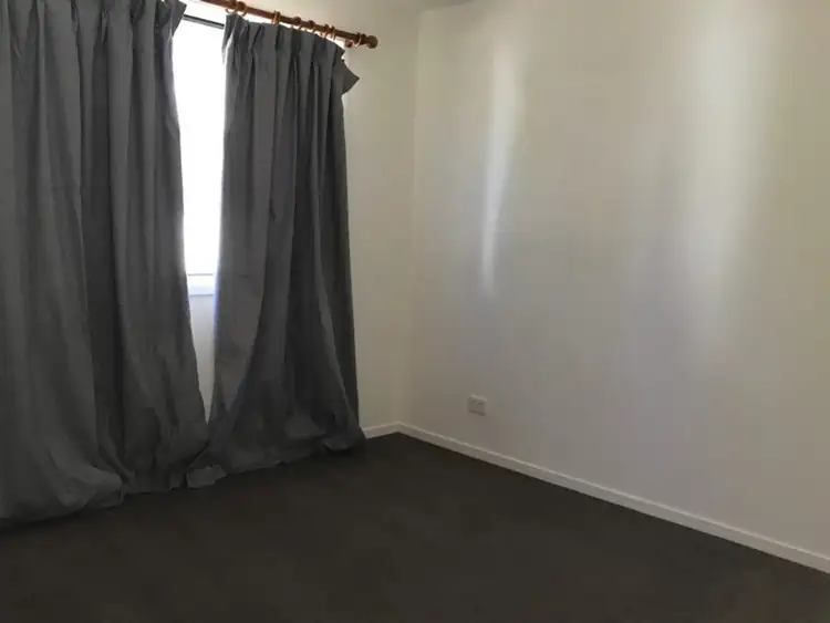 Fourth view of Homely unit listing, 5/55A Gray Street, Emerald QLD 4720