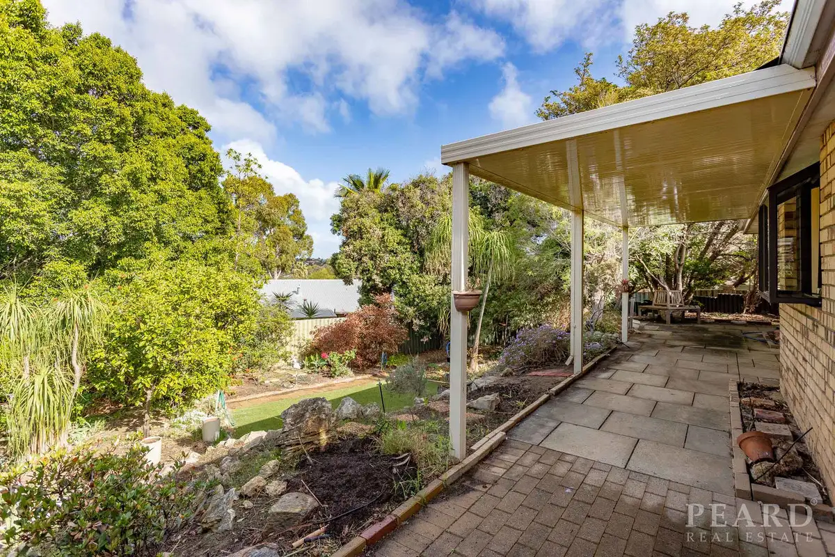 Main view of Homely house listing, 5 Fairfield Grove, Heathridge WA 6027