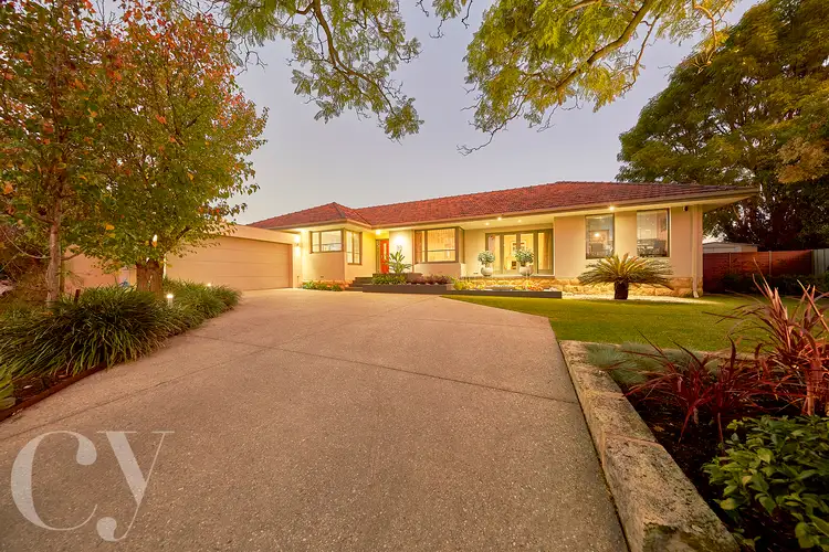 10 Parmelia Grove, Salter Point WA 6152